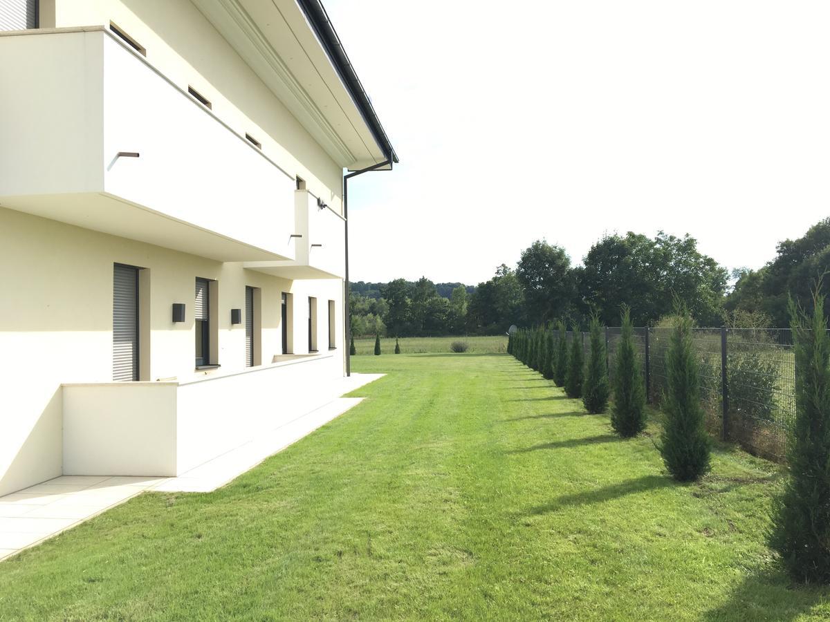 Mattone Aparthotel Lanzenkirchen Exterior photo
